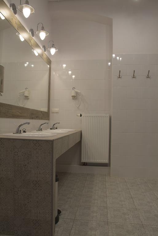 Hostel Lwowska 11 Varsovia Habitación foto